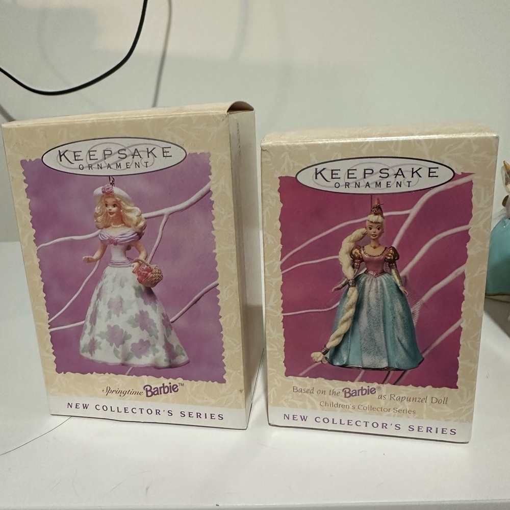 Keepsake Barbie Spring Ornament Princess Figurines Collectible 90s Y2K Lot of 4 - Picture 4 of 4